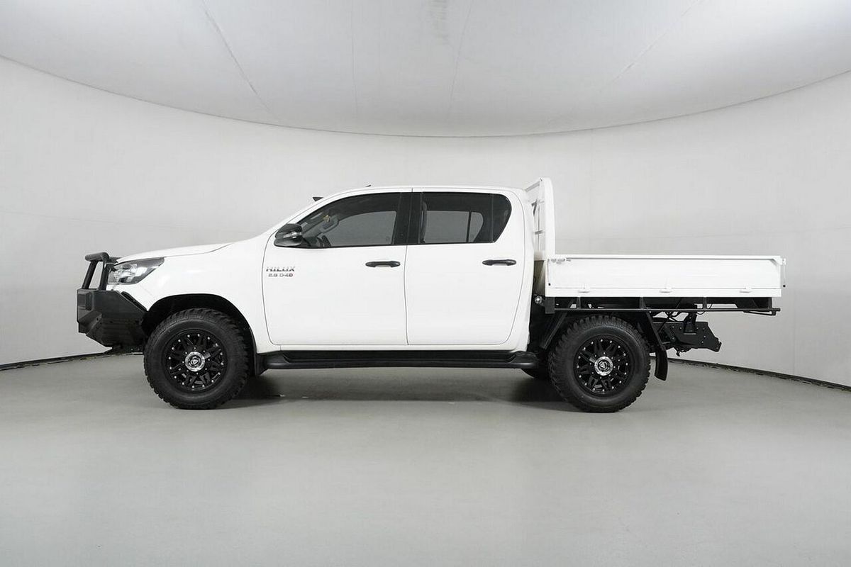 2020 Toyota Hilux SR (4x4) GUN126R Facelift 4X4