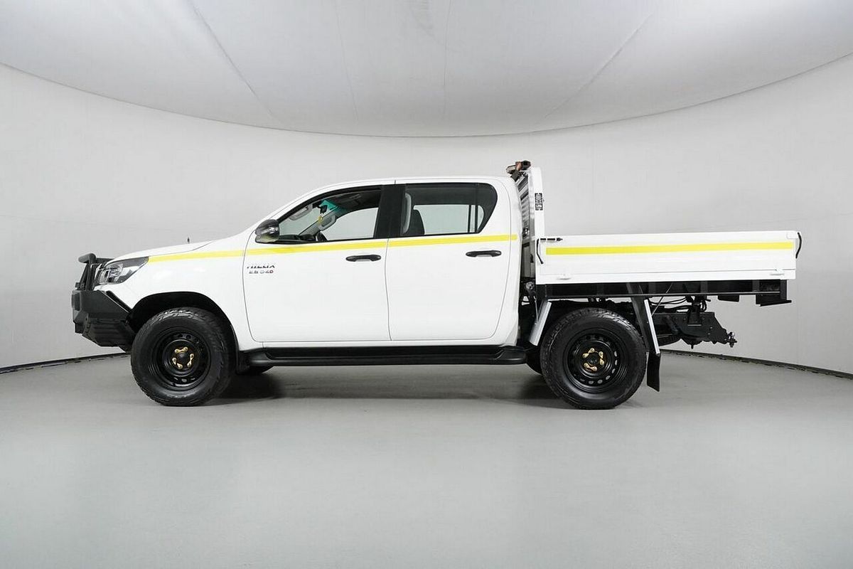 2020 Toyota Hilux SR (4x4) GUN126R Facelift 4X4