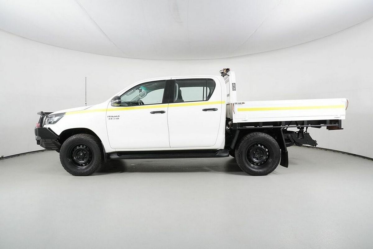 2021 Toyota Hilux SR (4x4) GUN126R 4X4