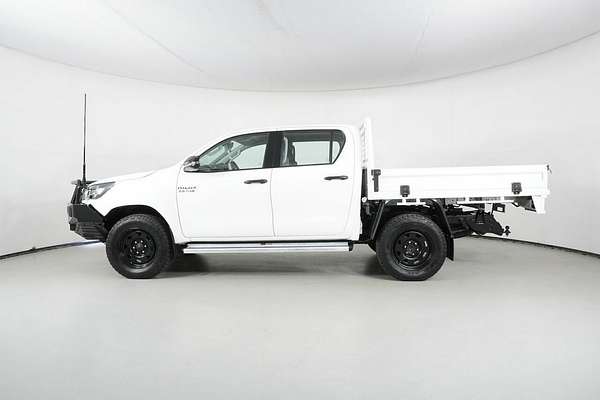 2021 Toyota Hilux SR (4x4) GUN126R Facelift 4X4