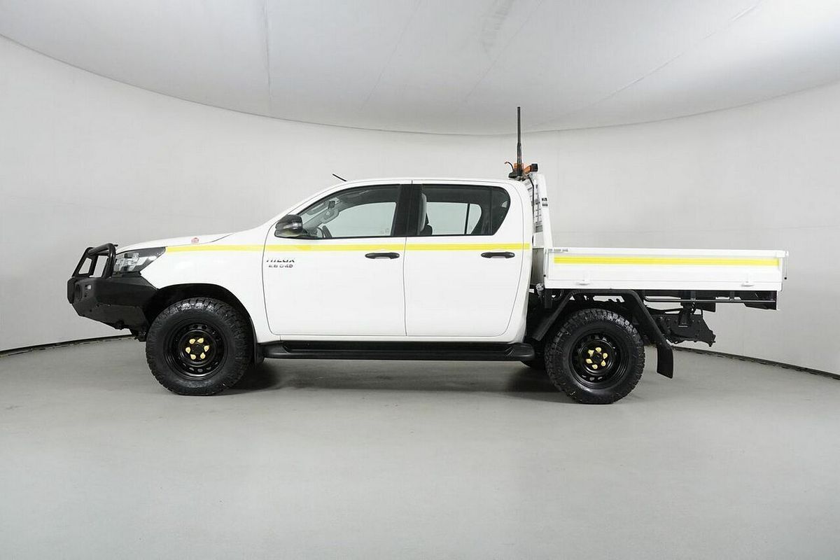 2021 Toyota Hilux SR (4x4) GUN126R Facelift 4X4