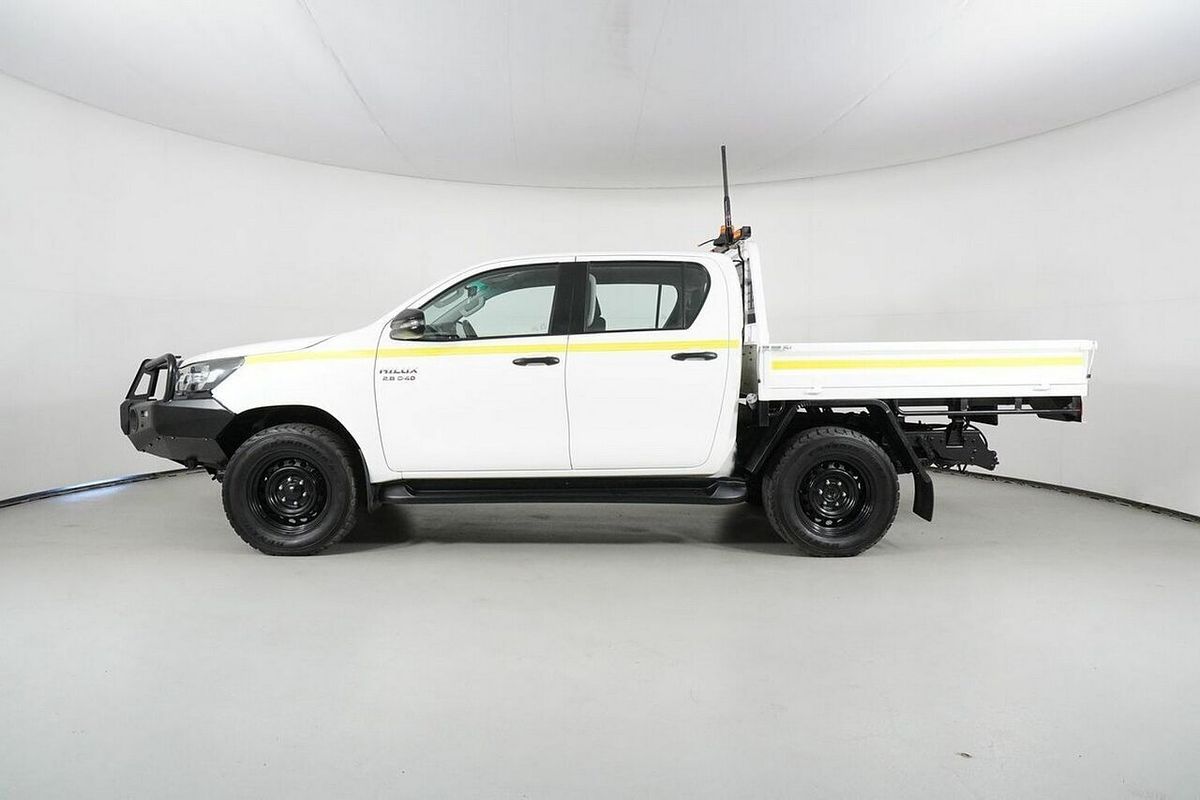 2021 Toyota Hilux SR (4x4) GUN126R Facelift 4X4