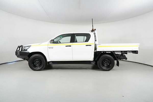 2021 Toyota Hilux SR (4x4) GUN126R Facelift 4X4