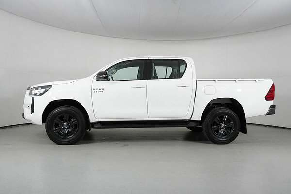 2024 Toyota Hilux SR (4x4) GUN126R 4X4