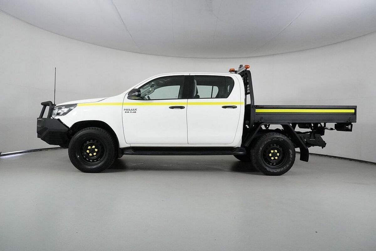 2021 Toyota Hilux SR (4x4) GUN126R Facelift 4X4