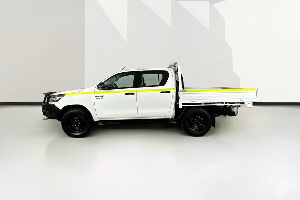 2021 Toyota Hilux SR (4x4) GUN126R Facelift 4X4