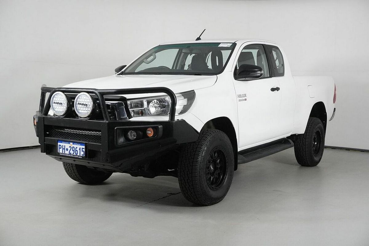 2019 Toyota Hilux SR (4x4) GUN126R MY19 4X4