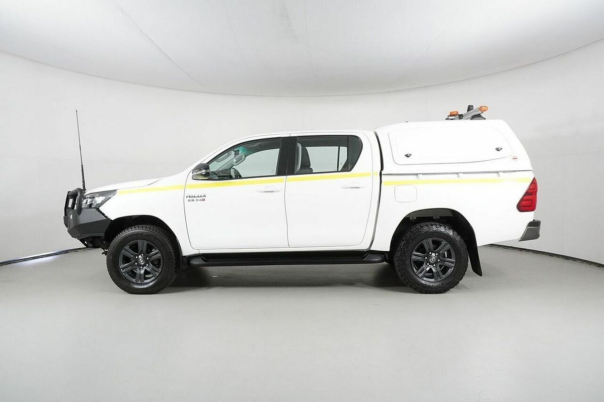 2024 Toyota Hilux SR (4x4) GUN126R 4X4