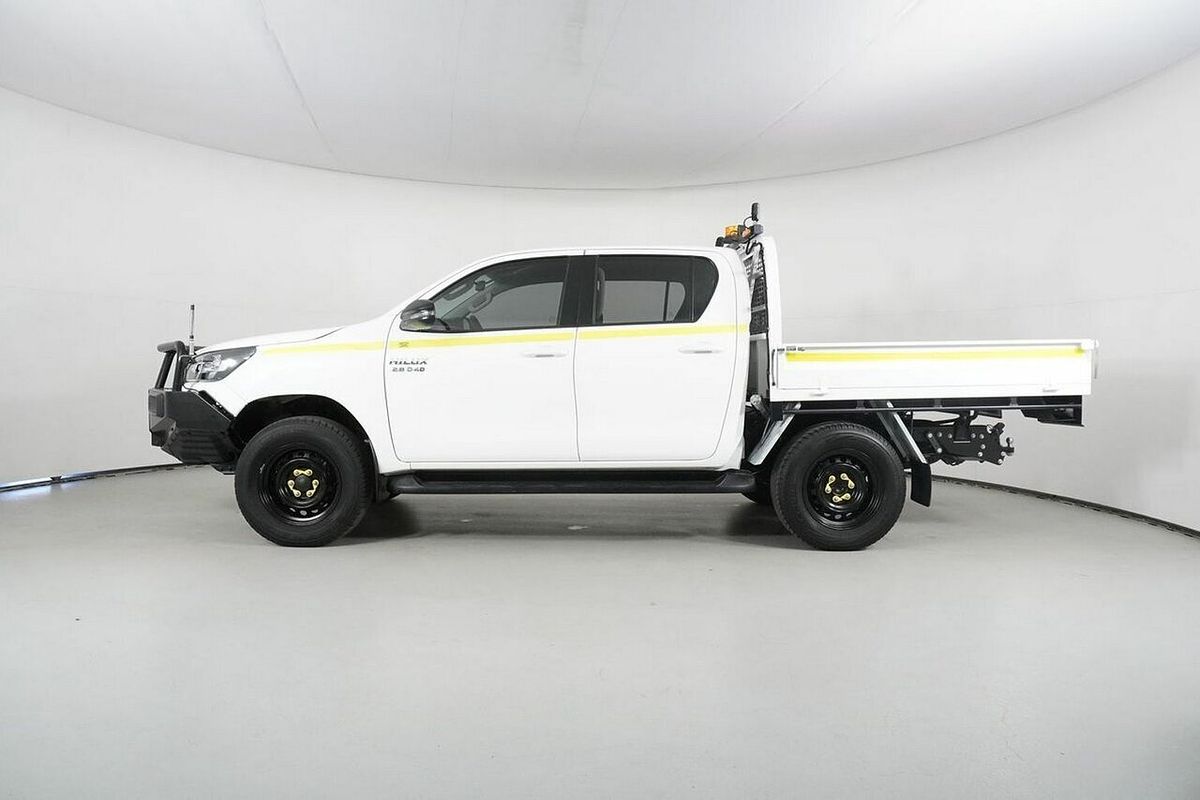 2023 Toyota Hilux SR (4x4) Steel Wheels GUN126R 4X4