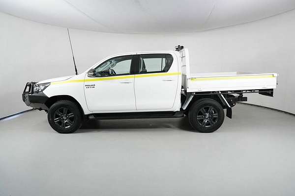 2023 Toyota Hilux SR (4x4) Steel Wheels GUN126R 4X4