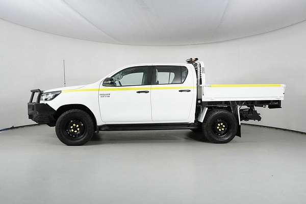 2022 Toyota Hilux SR (4x4) Steel Wheels GUN126R 4X4