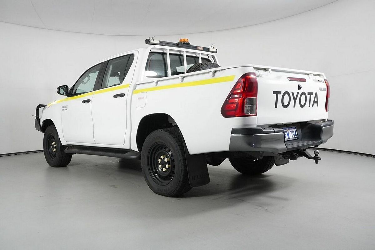 2020 Toyota Hilux SR (4x4) GUN126R Facelift 4X4