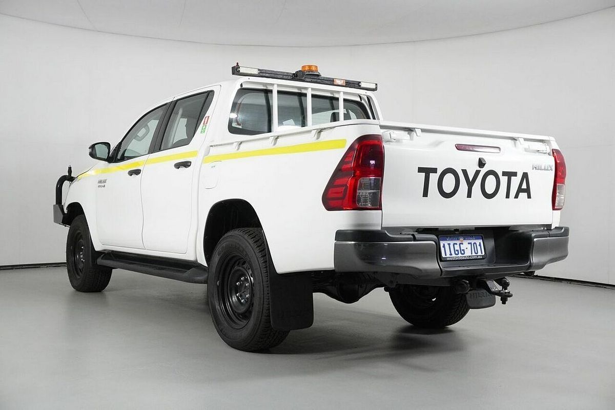 2020 Toyota Hilux SR (4x4) GUN126R Facelift 4X4