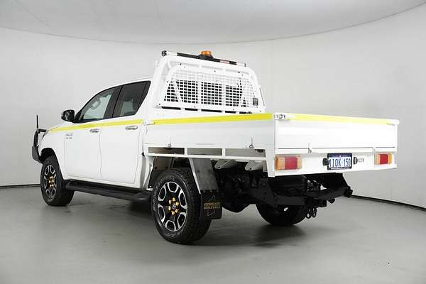 2021 Toyota Hilux SR5 (4x4) GUN126R Facelift 4X4