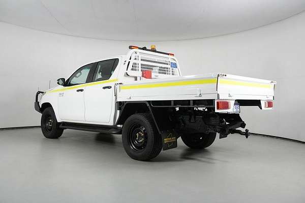 2020 Toyota Hilux SR (4x4) GUN126R Facelift 4X4