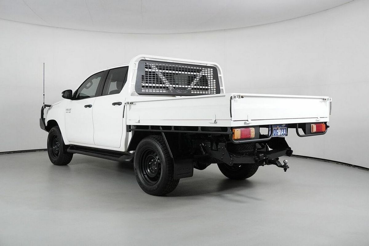 2022 Toyota Hilux SR (4x4) Steel Wheels GUN126R 4X4