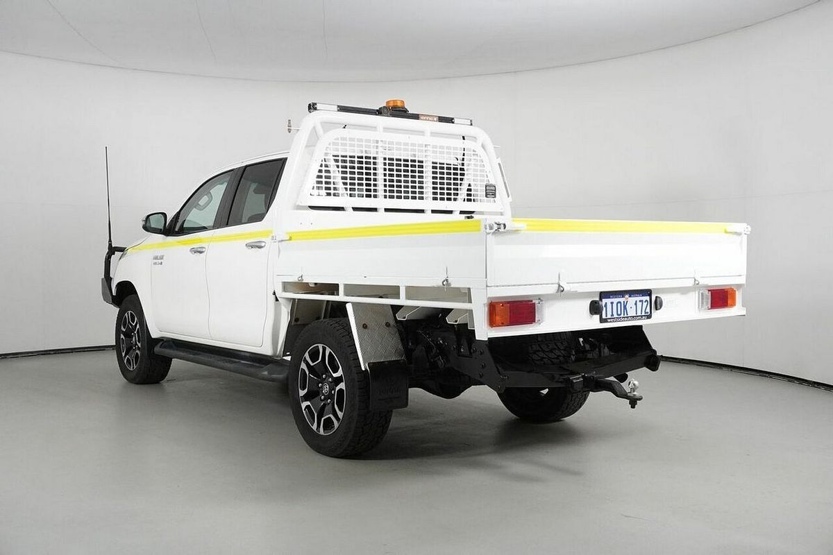 2021 Toyota Hilux SR5 (4x4) GUN126R Facelift 4X4