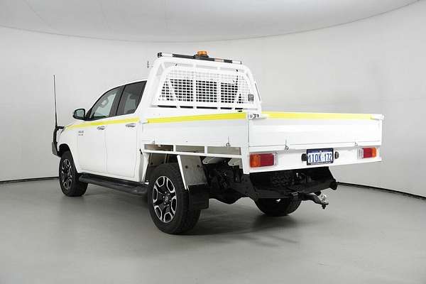 2021 Toyota Hilux SR5 (4x4) GUN126R Facelift 4X4