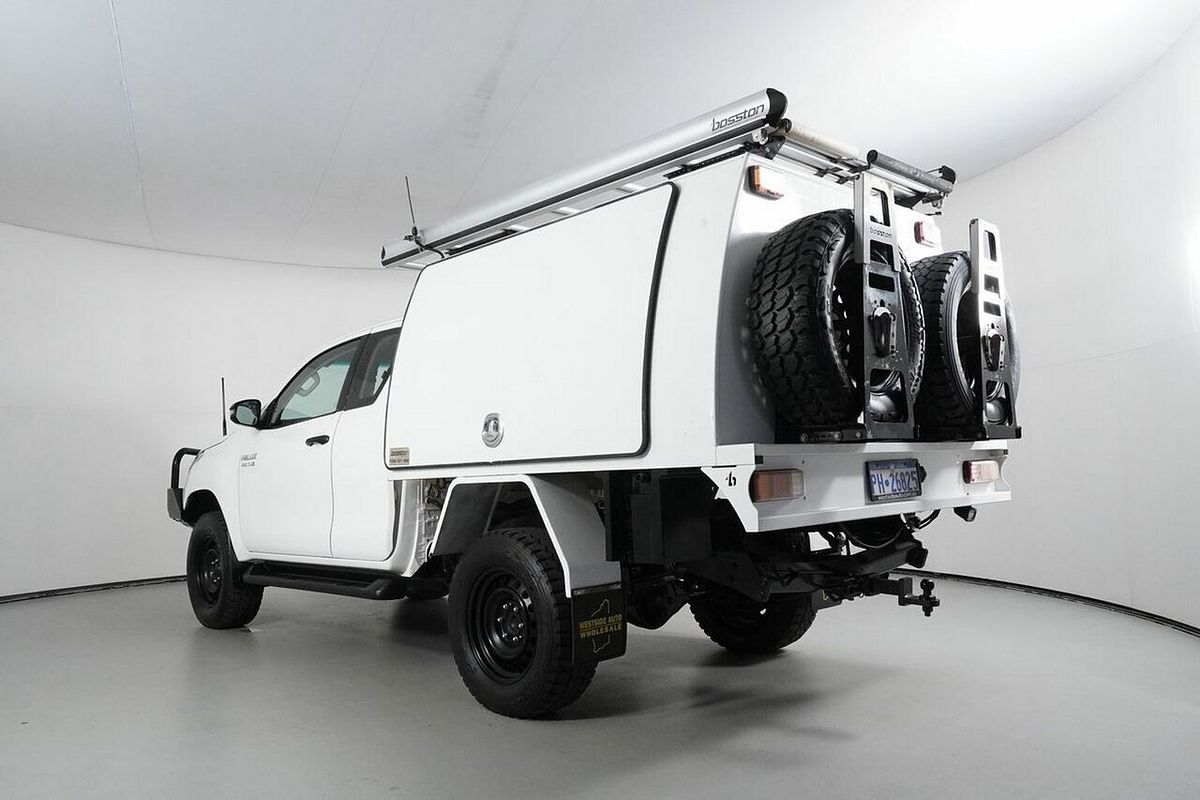 2019 Toyota Hilux SR (4x4) GUN126R MY19 4X4