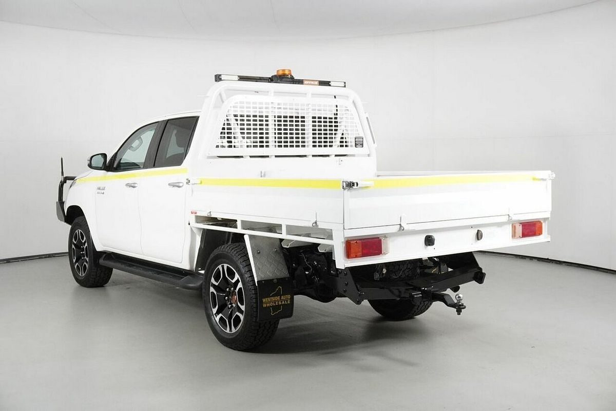 2021 Toyota Hilux SR5 (4x4) GUN126R Facelift 4X4