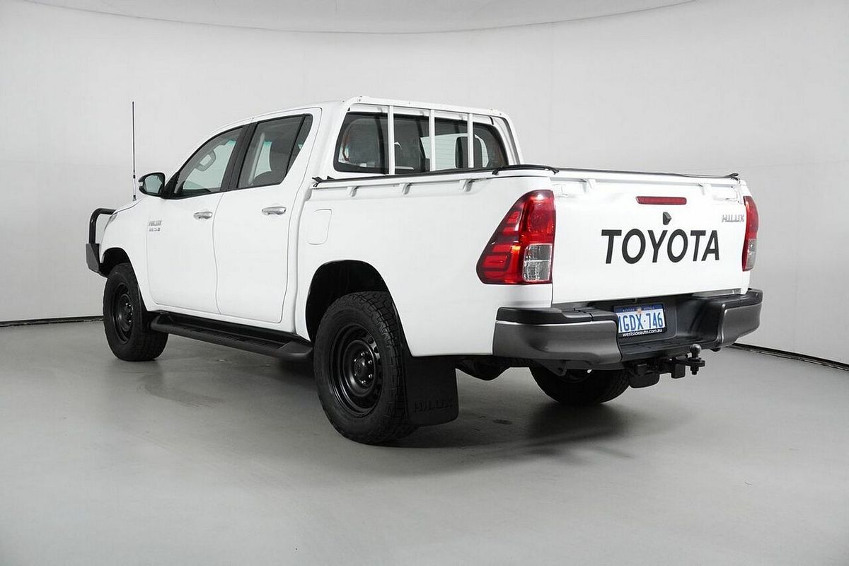 2016 Toyota Hilux SR (4x4) GUN126R 4X4