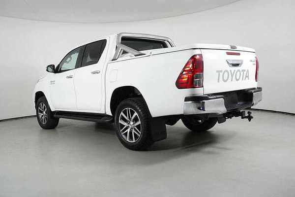 2018 Toyota Hilux SR5 (4x4) GUN126R MY19 4X4