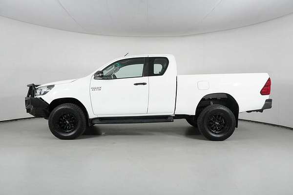 2019 Toyota Hilux SR (4x4) GUN126R MY19 4X4