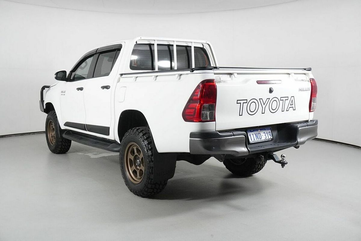 2020 Toyota Hilux SR (4x4) GUN126R Facelift 4X4