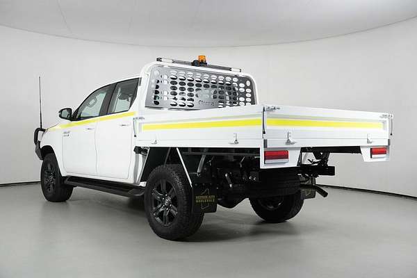2024 Toyota Hilux SR (4x4) GUN126R 4X4