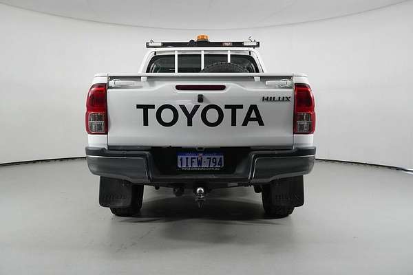 2020 Toyota Hilux SR (4x4) GUN126R Facelift 4X4