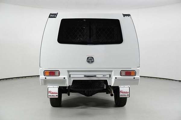 2017 Toyota Hilux SR (4x4) GUN126R 4X4