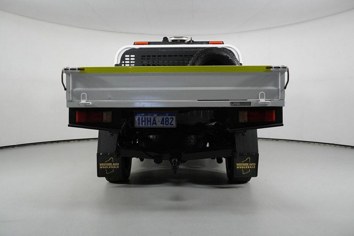 2020 Toyota Hilux SR (4x4) GUN126R Facelift 4X4