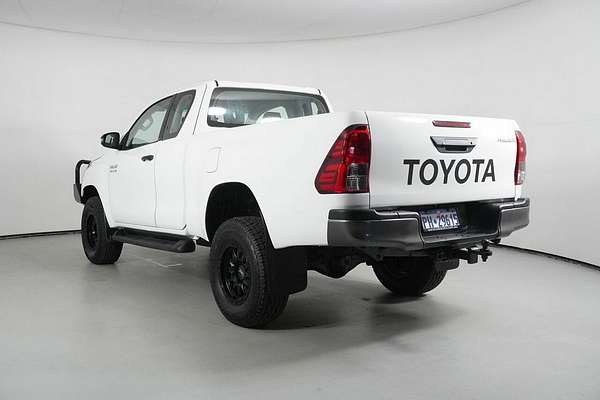 2019 Toyota Hilux SR (4x4) GUN126R MY19 4X4
