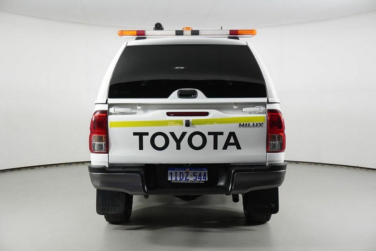 2024 Toyota Hilux SR (4x4) GUN126R 4X4