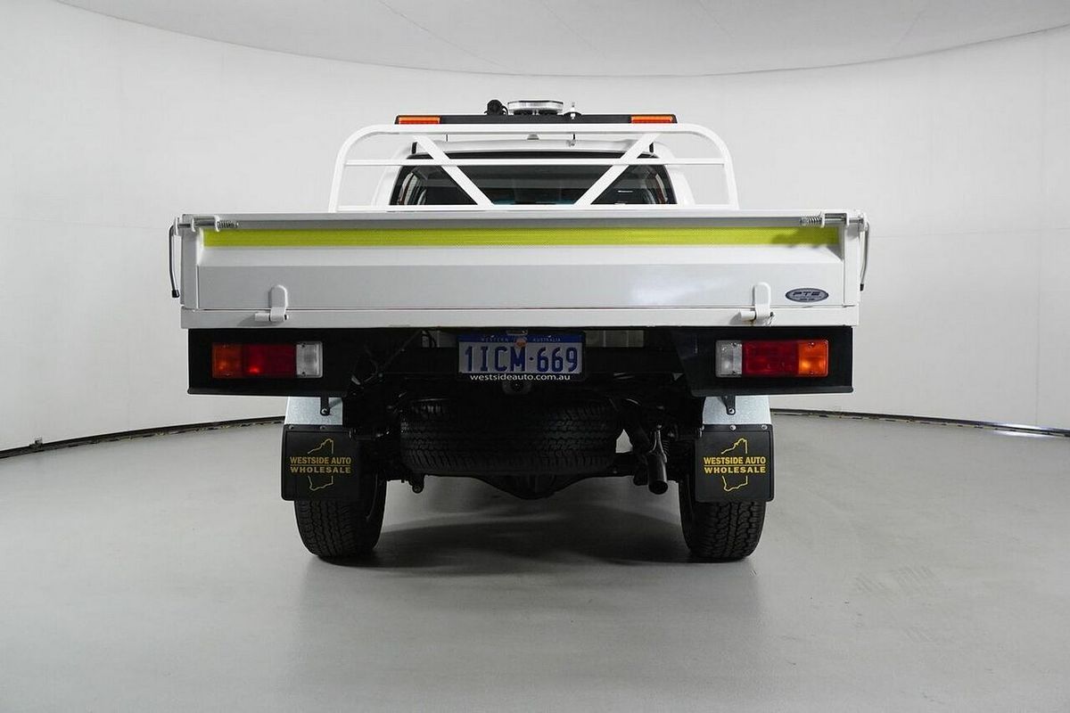 2023 Toyota Hilux SR (4x4) Steel Wheels GUN126R 4X4