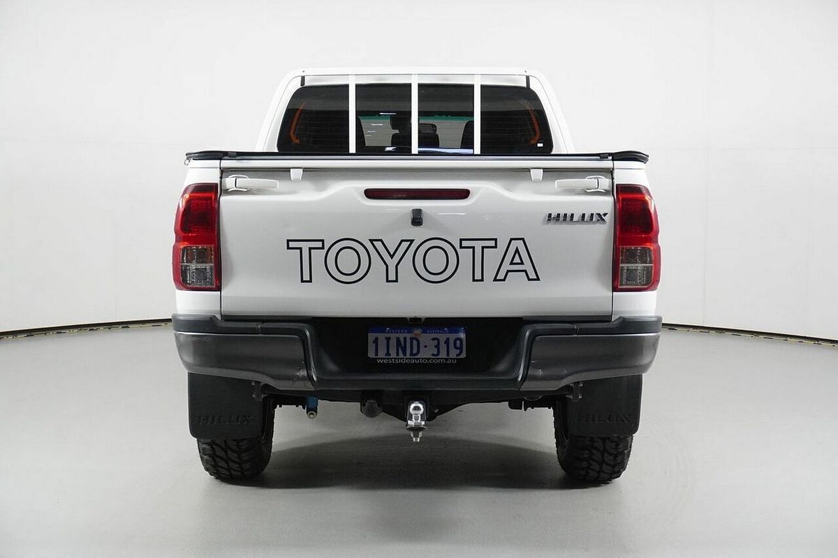 2020 Toyota Hilux SR (4x4) GUN126R Facelift 4X4