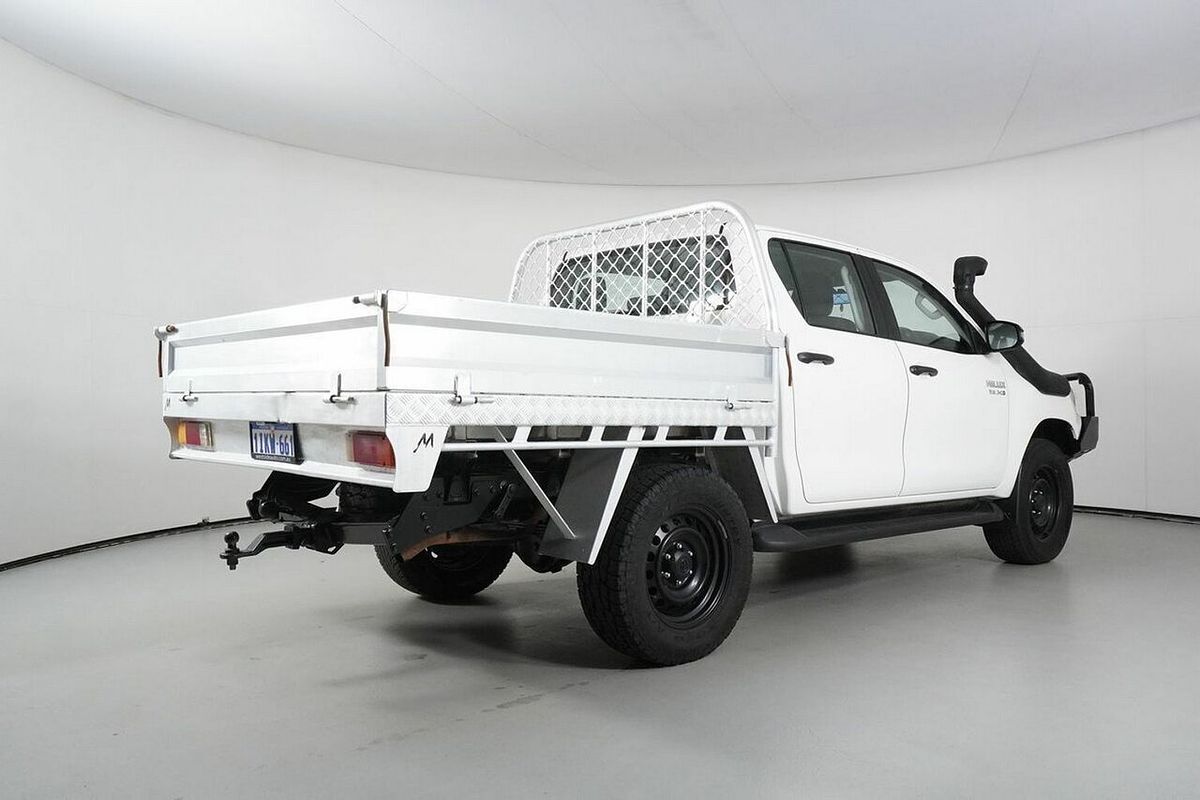 2021 Toyota Hilux SR (4x4) GUN126R Facelift 4X4