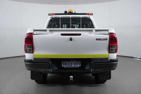 2021 Toyota Hilux SR (4x4) GUN126R Facelift 4X4