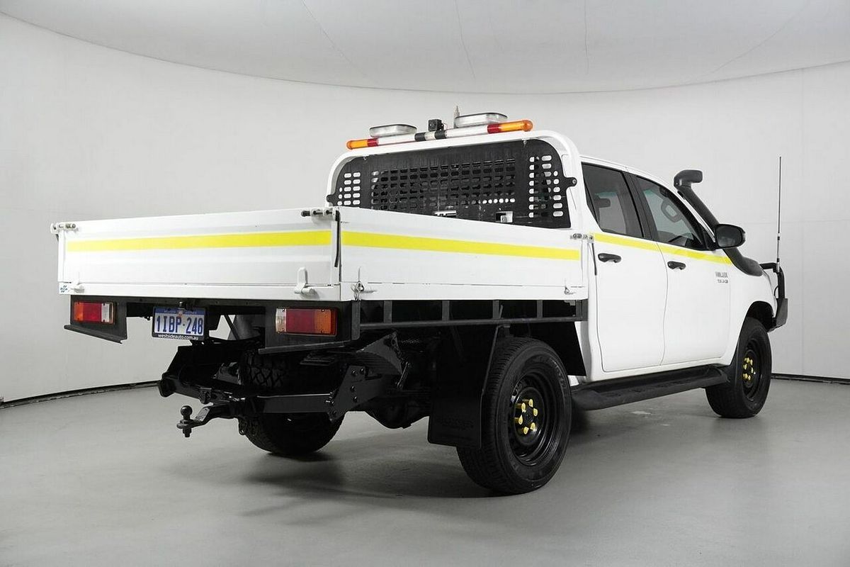 2020 Toyota Hilux SR (4x4) GUN126R Facelift 4X4