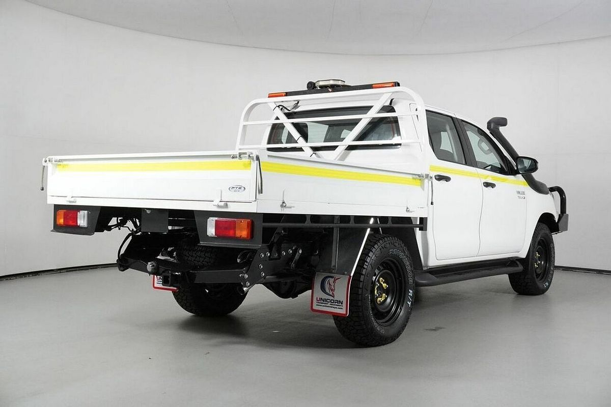 2021 Toyota Hilux SR (4x4) GUN126R Facelift 4X4