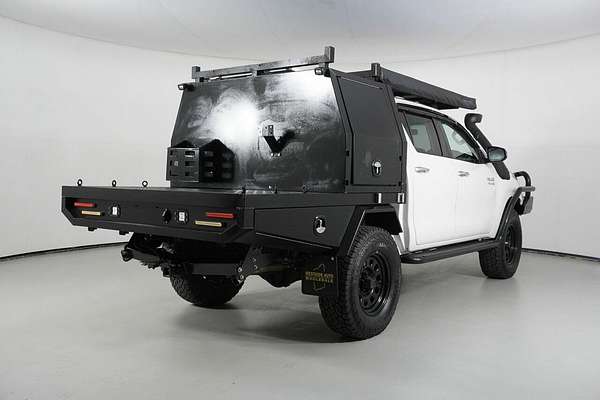 2021 Toyota Hilux SR5 (4x4) GUN126R Facelift 4X4