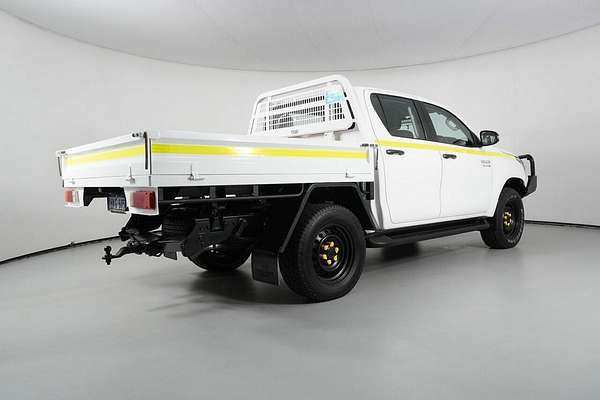 2021 Toyota Hilux SR (4x4) GUN126R Facelift 4X4