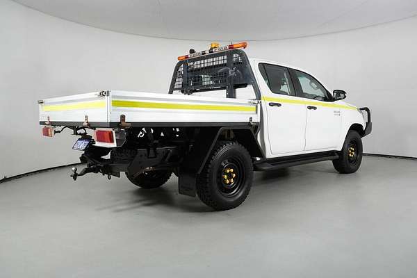 2020 Toyota Hilux SR (4x4) GUN126R Facelift 4X4