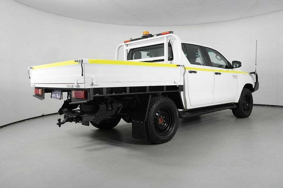 2020 Toyota Hilux SR (4x4) GUN126R Facelift 4X4