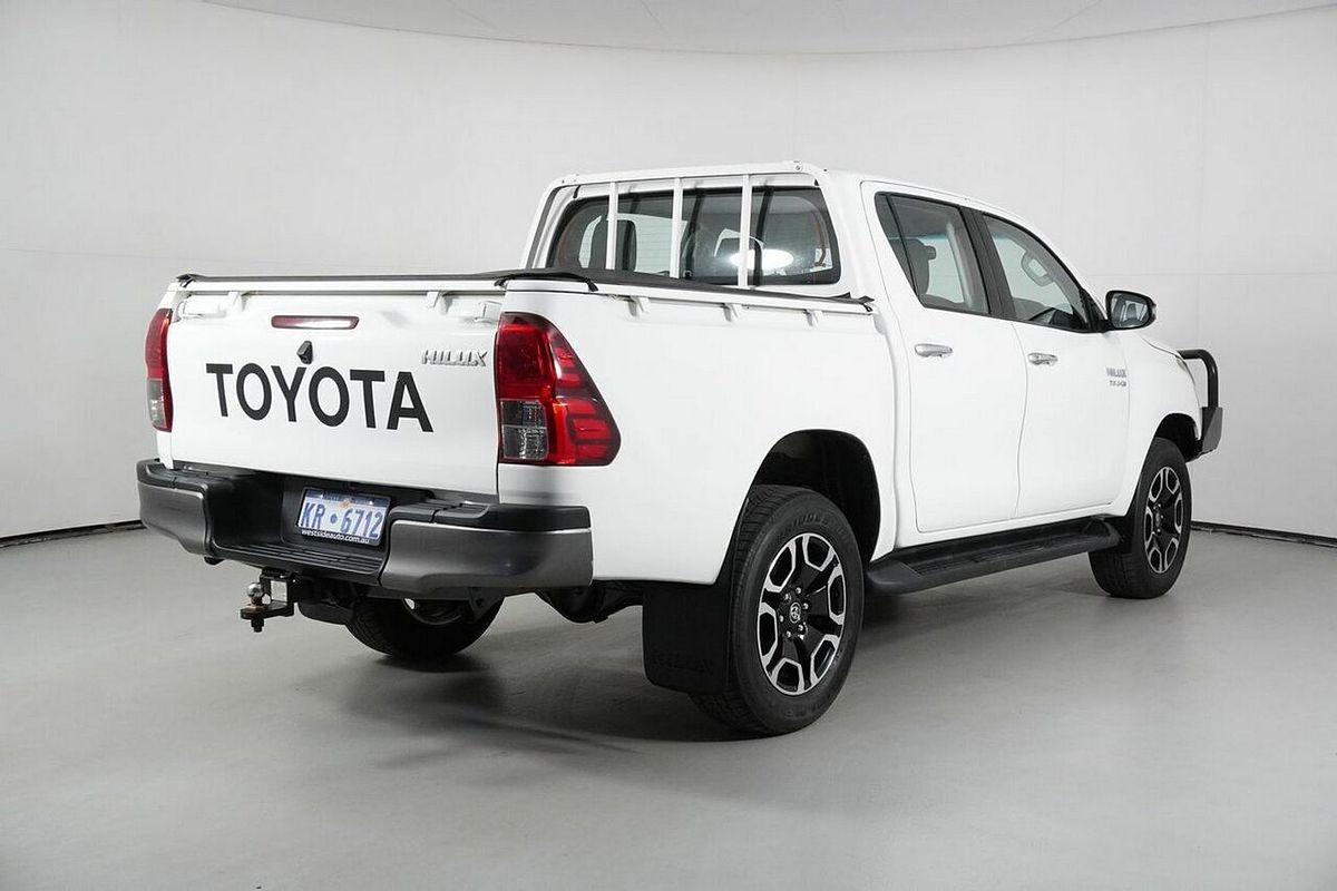 2016 Toyota Hilux SR (4x4) GUN126R 4X4