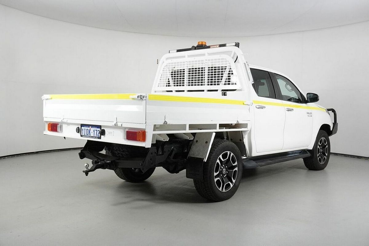 2021 Toyota Hilux SR5 (4x4) GUN126R Facelift 4X4