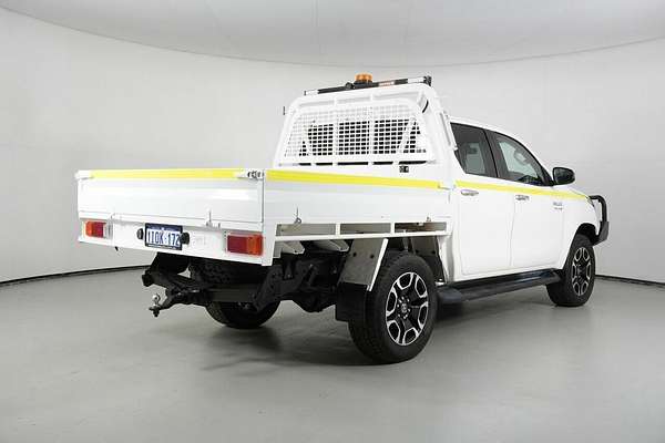 2021 Toyota Hilux SR5 (4x4) GUN126R Facelift 4X4