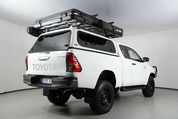 2021 Toyota Hilux SR (4x4) GUN126R Facelift 4X4