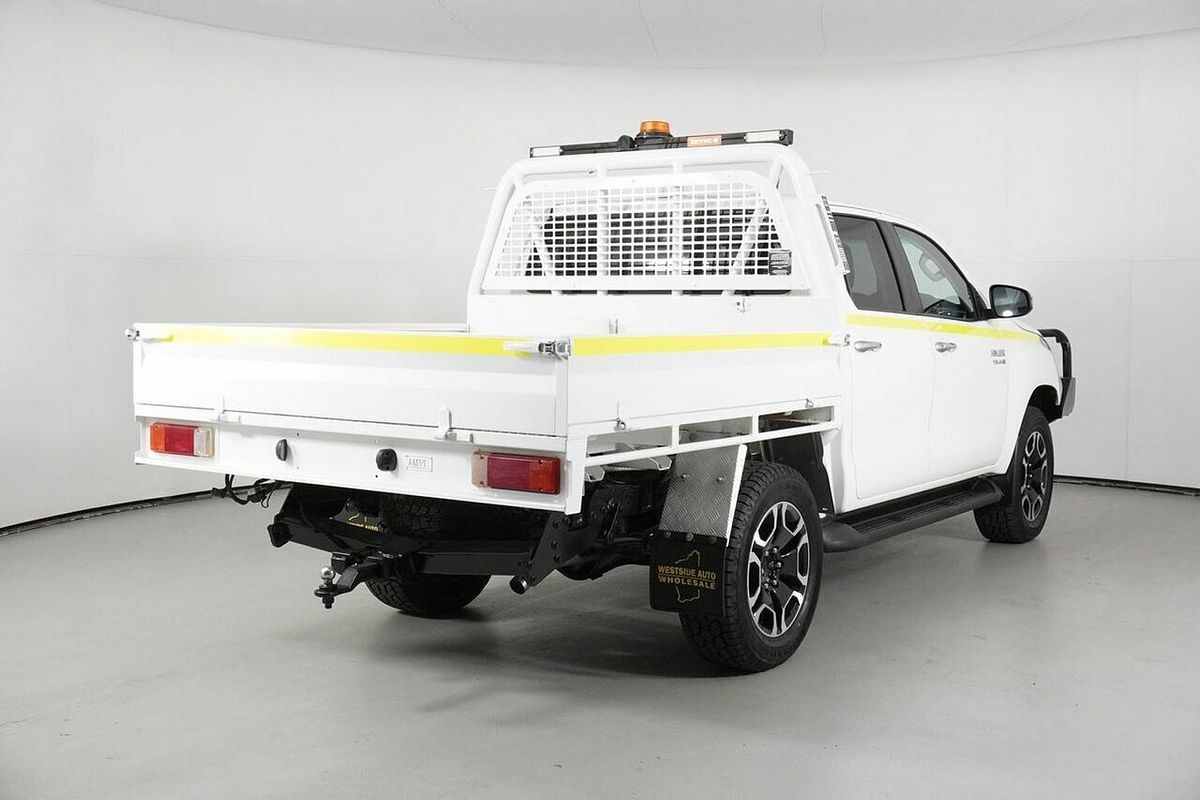2021 Toyota Hilux SR5 (4x4) GUN126R Facelift 4X4
