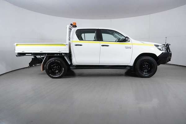 2020 Toyota Hilux SR (4x4) GUN126R Facelift 4X4
